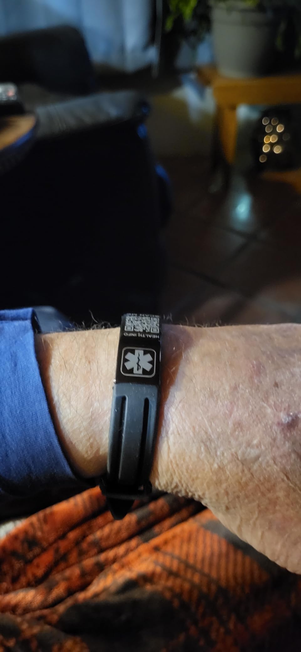 Medical Bracelets for Men Women with QR Code Medical Alert ID Bracelets customer photo 2