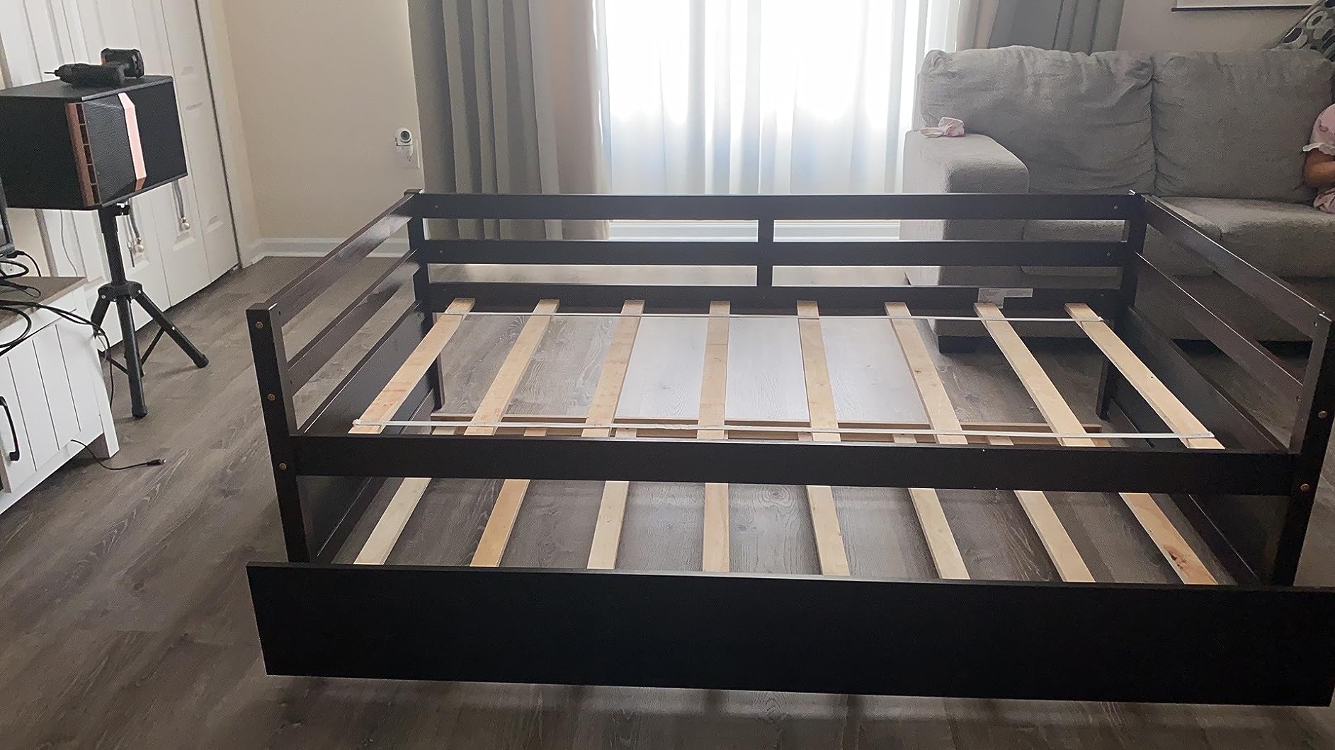Giantex Twin Daybed with Trundle, Wood Trundle Bed with Wood Slat Support, Mid Century Day Bed Frame for Living Room Guest Room, No Box Spring Needed, Walnut customer photo 2