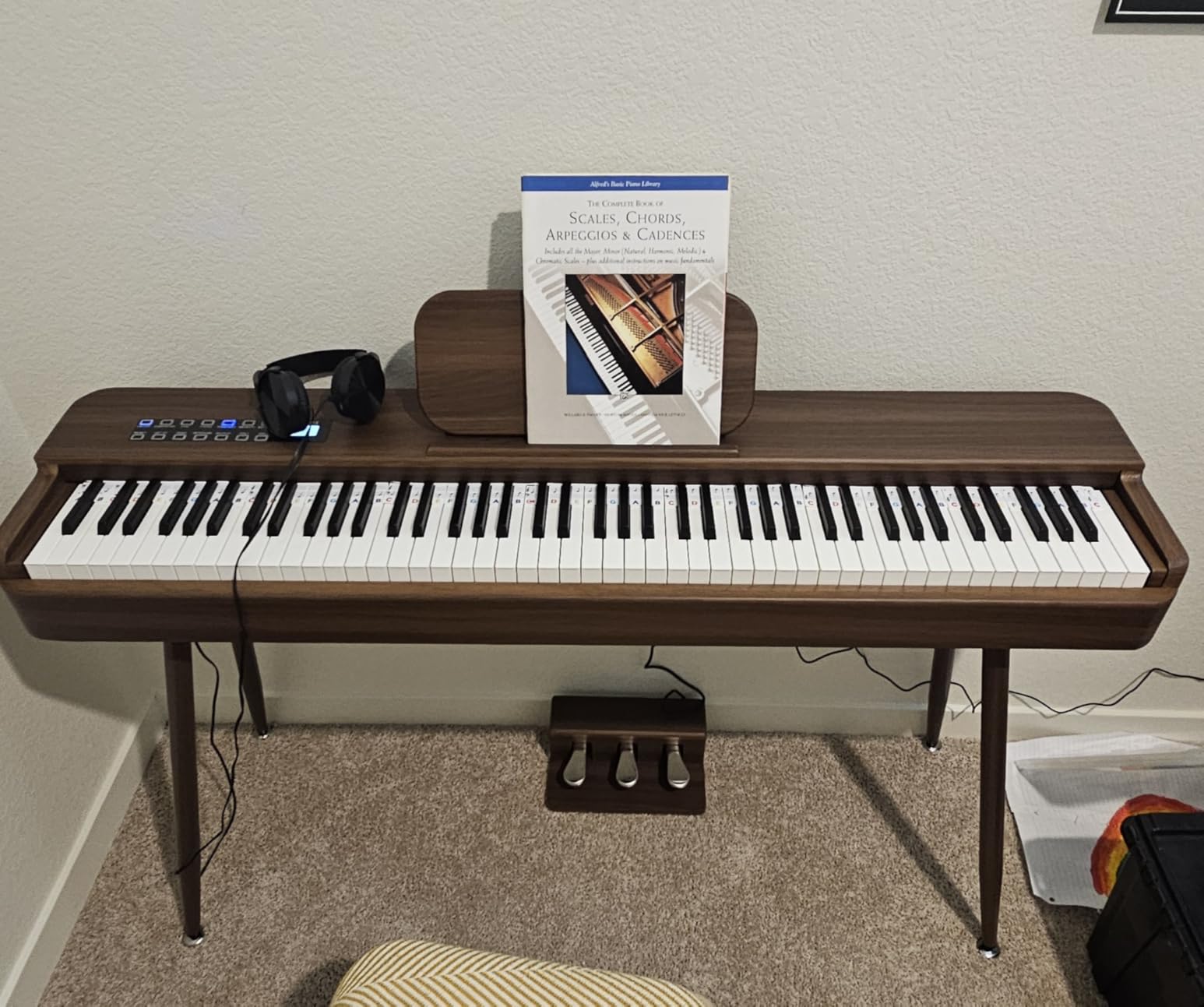 AKLOT Weighted Upright Digital Piano: 88-Key Graded Hammer Action, Ambient Lighting & Sliding Piano Lid, 4 Classic Pianos Tones, Triple Pedal, Dual 25W Stereo Speakers, Headphones & Lesson Book customer photo 1