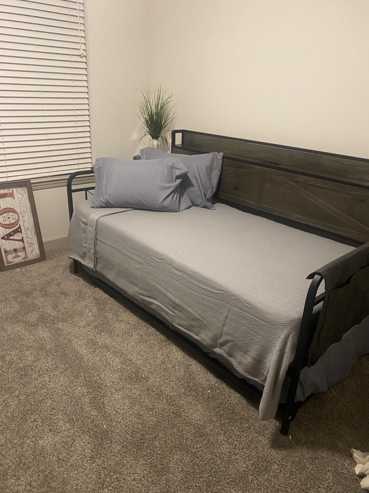 LIKIMIO Twin Daybed with Pop Up Trundle & Charging Station & Storage Shelf customer photo 2