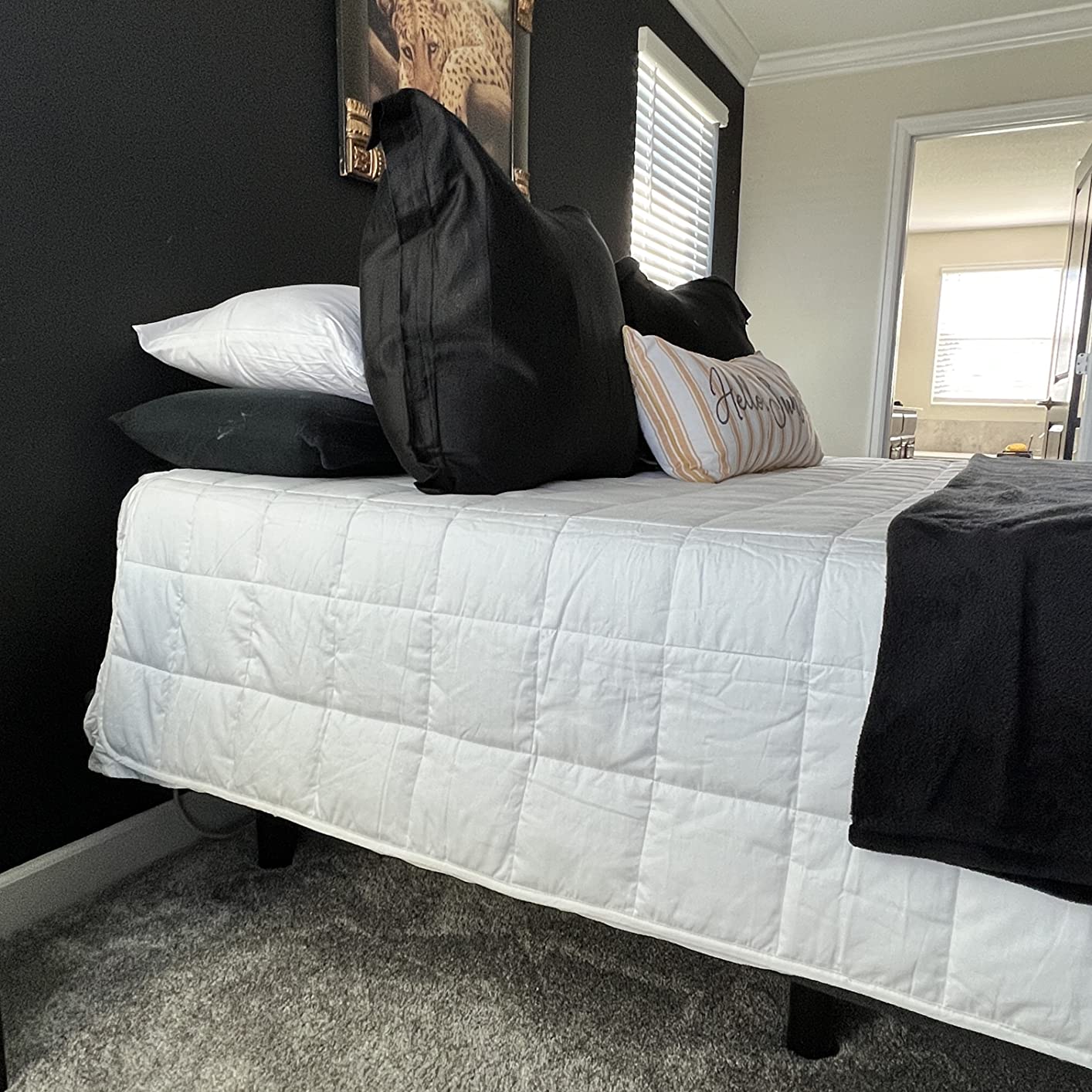 HomeSmart Weighted Cooling Blanket King Size 20 lbs, Soft Cooling Fabric customer photo 2