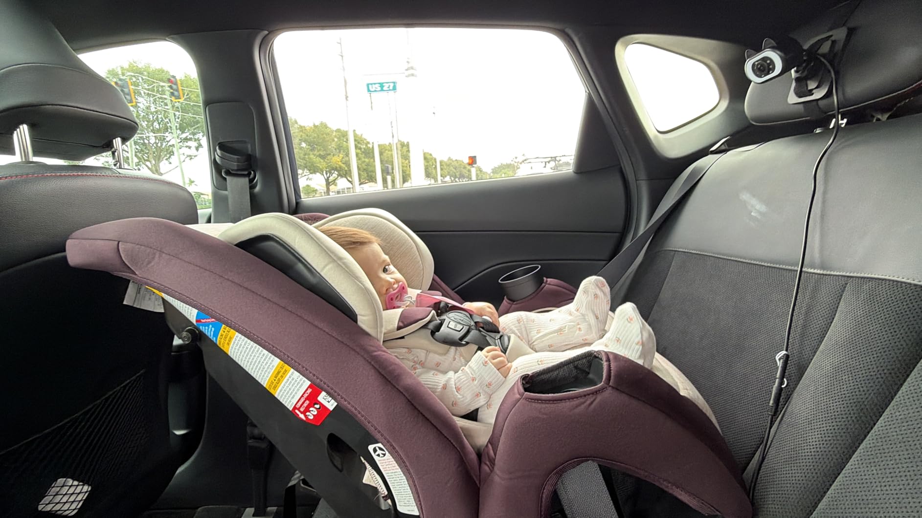 Safety 1st TriMate 3-in-1 Convertible Car Seat, Slim Fit, Infant to Big Kid Car Seat, Easy-Install Harness, Machine-Washable Cover, Dishwasher-Safe Cup Holders, 5-100 lbs, Sharkskin customer photo 2