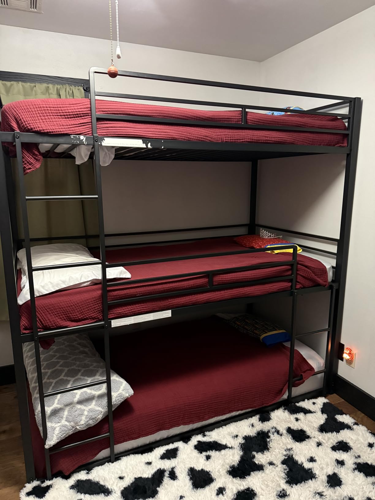 LIKIMIO Triple Bunk Bed Twin Over Twin Over Twin, Black customer photo 2