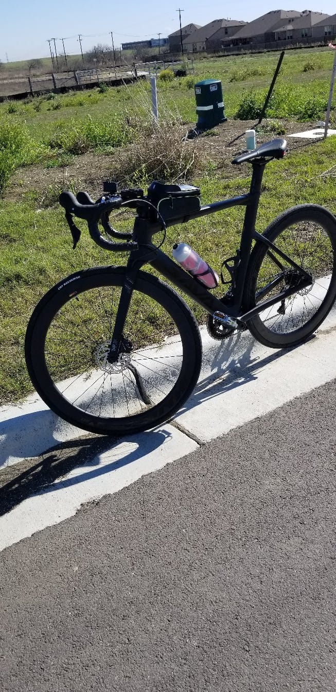 SAVADECK Hawkeye SLR7S Carbon Road Bike, T800 Carbon Fiber Frame Racing Bicycle with Shimano 105 R7120 24 Speed Groupset and Hydraulic Disc Brakes, Ultra-Light Carbon Bike customer photo 2