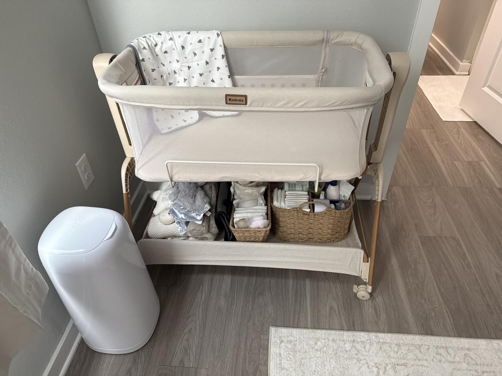 Ezebaby Baby Bassinet Bedside Sleeper: 3-in-1 Rocking Bassinet for Baby - Breathable Full-Mesh Crib with Mattress | 6 Height Adjustable | Portable Crib with Lockable Wheels for Newborns customer photo 2
