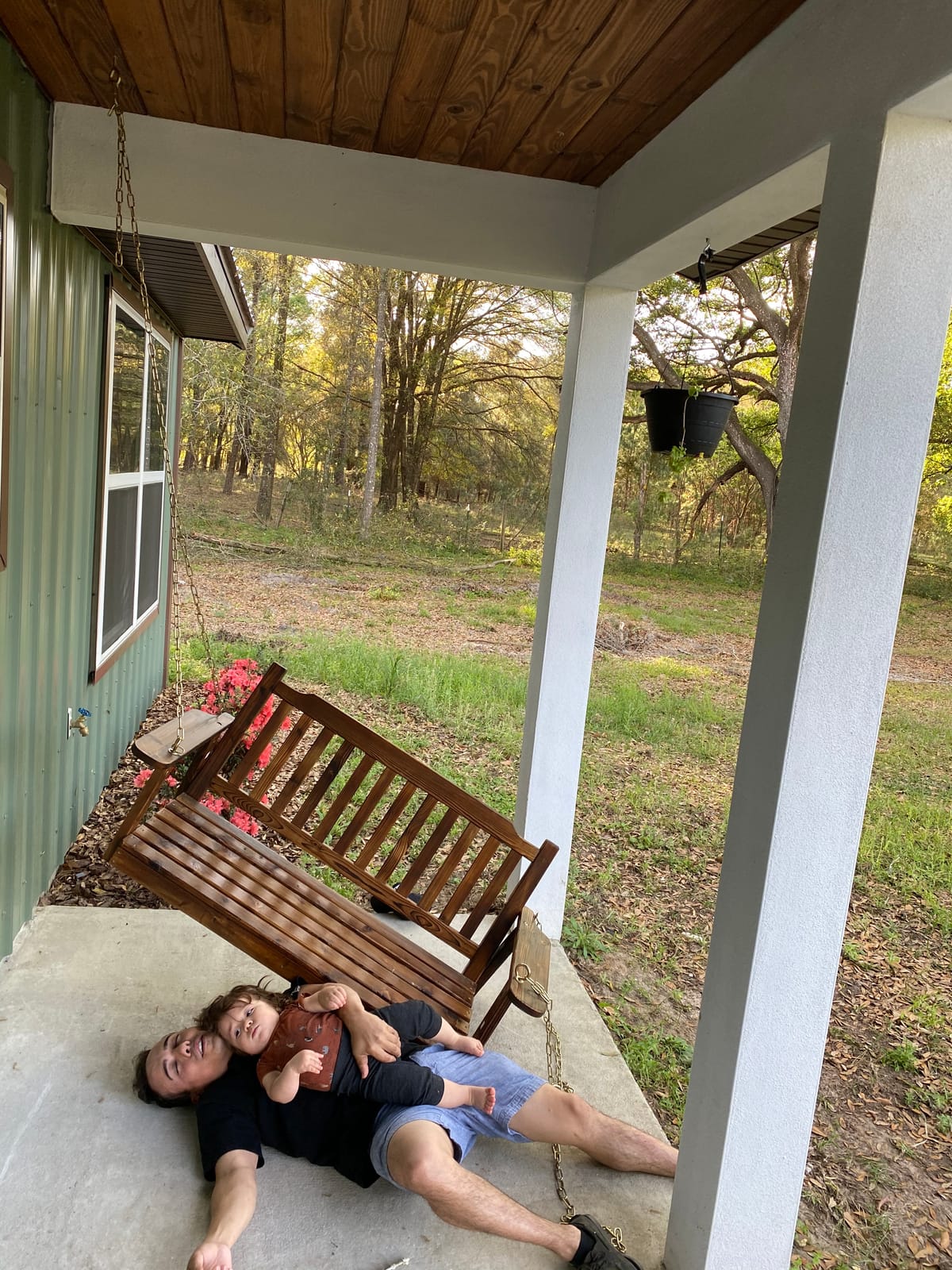 Anraja Wooden Porch Swing 2-Seater Bench Swing with Hanging Chains Heavy Duty 800 LBS for Outdoor Patio Garden Yard, Large 4 Ft, Brown customer photo 1
