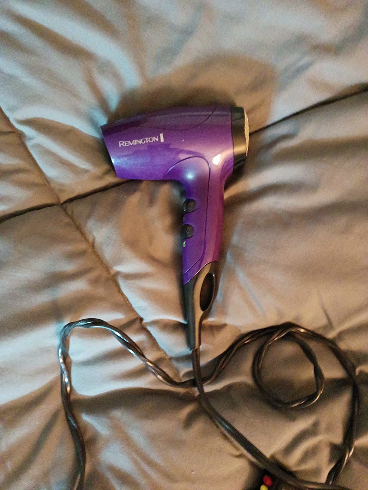 Remington Ionic Compact Hair Dryer, 1875W, Portable Anti-Frizz Dryer customer photo 2
