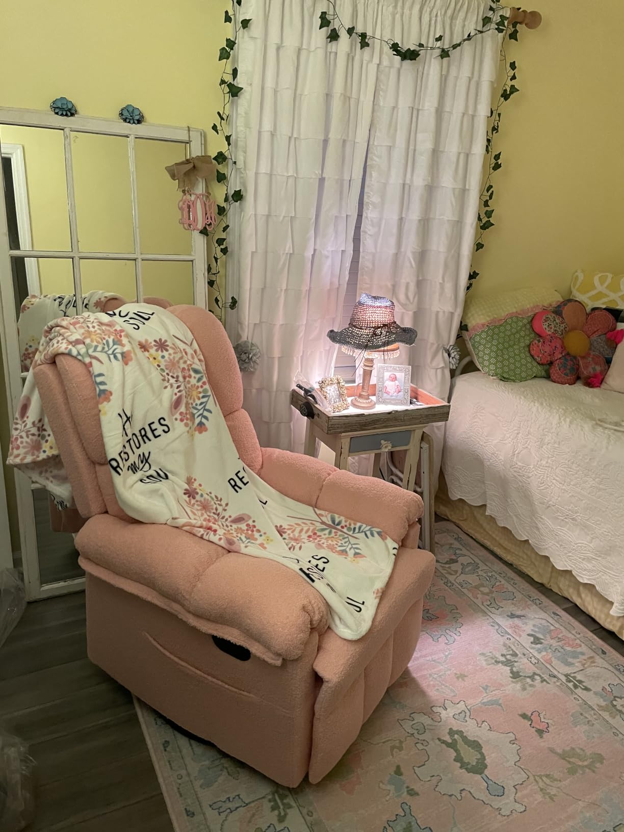 Korser Recliner Chair, Swivel Rocker Recliner Chair for Adults, Small Recliners for Small Spaces, Manual Recliner with Side Pockets, Upholstered Nursery Rocking Chair for Living Room, Chenille, Grey customer photo 2