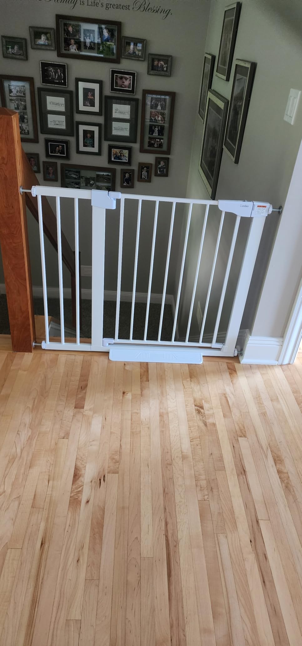 Cumbor Extra Wide Baby Gate, 36.6-69