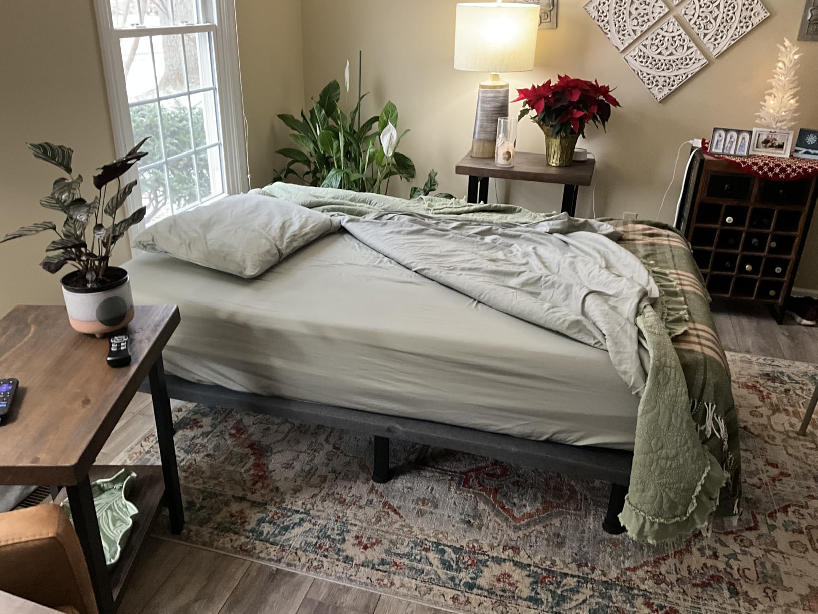 Tami Tami T450 Adjustable Bed Frame Split King (Sync Control as King) with Remote, Adjustable Base with Head&Foot Incline, Zero Gravity, Nightlight, Quiet Motor, Height-Adjustable Legs, Easy Assembly customer photo 2
