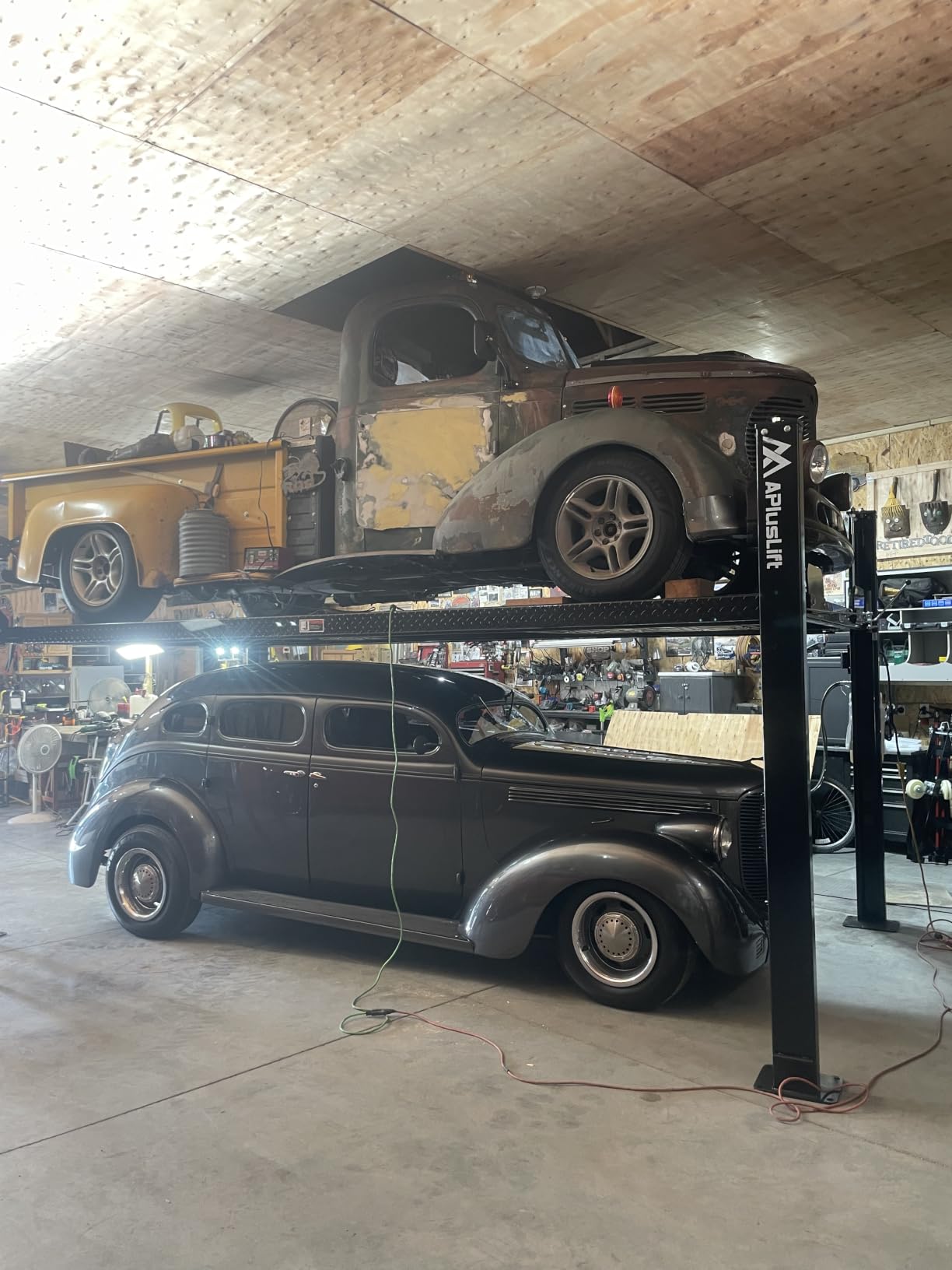 APlusLift AP-9H 9000LB Four Post Portable Parking Car Lift 3 Year Warranty customer photo 1
