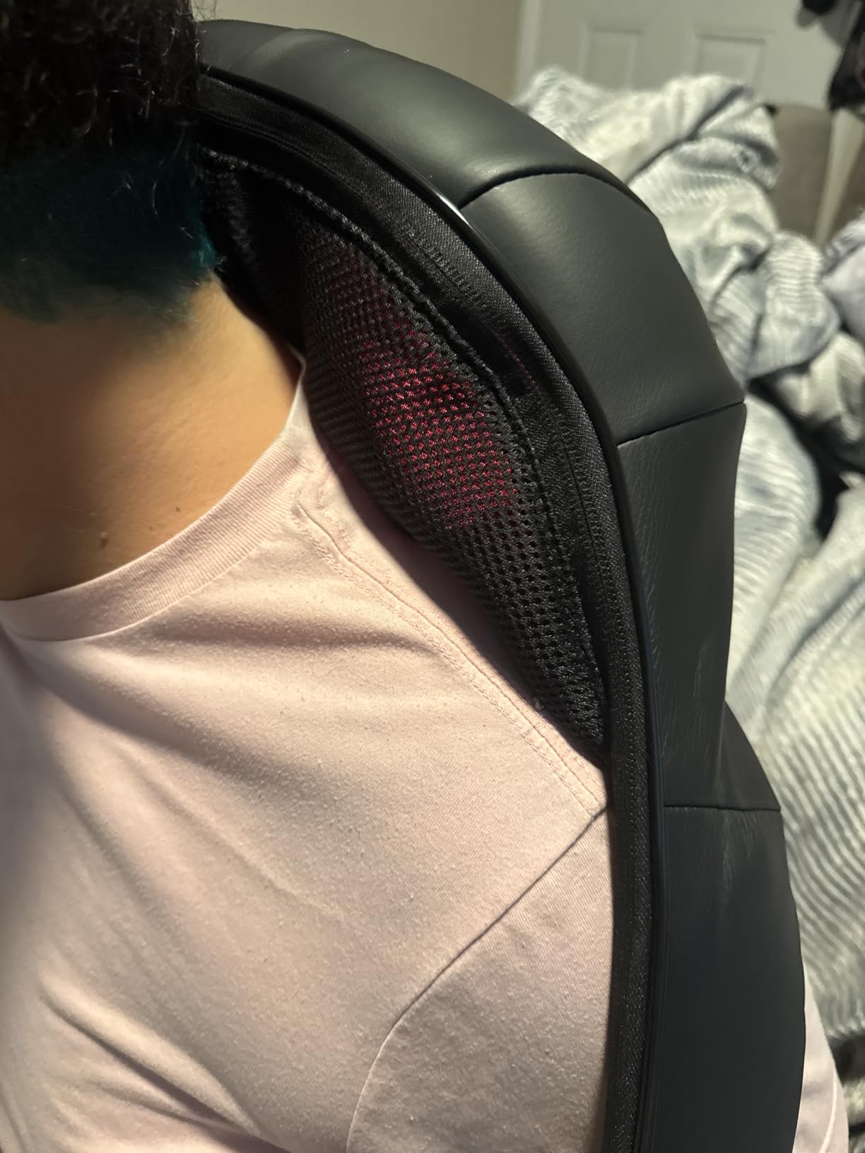 Cordless Neck Massager with Heat, Shiatsu Back Massager customer photo 1