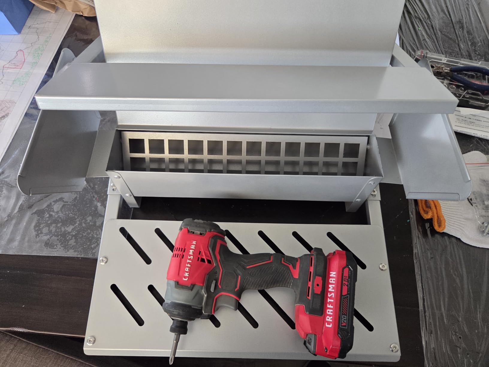 Automatic Chicken Feeder 25lb Capacity Automatic Metal Treadle Feeder Galvanized Steel Treadle Chicken Feeder No Waste Large Poultry Feeder with Locking Lid and Rain Cover for Outdoor Use customer photo 1
