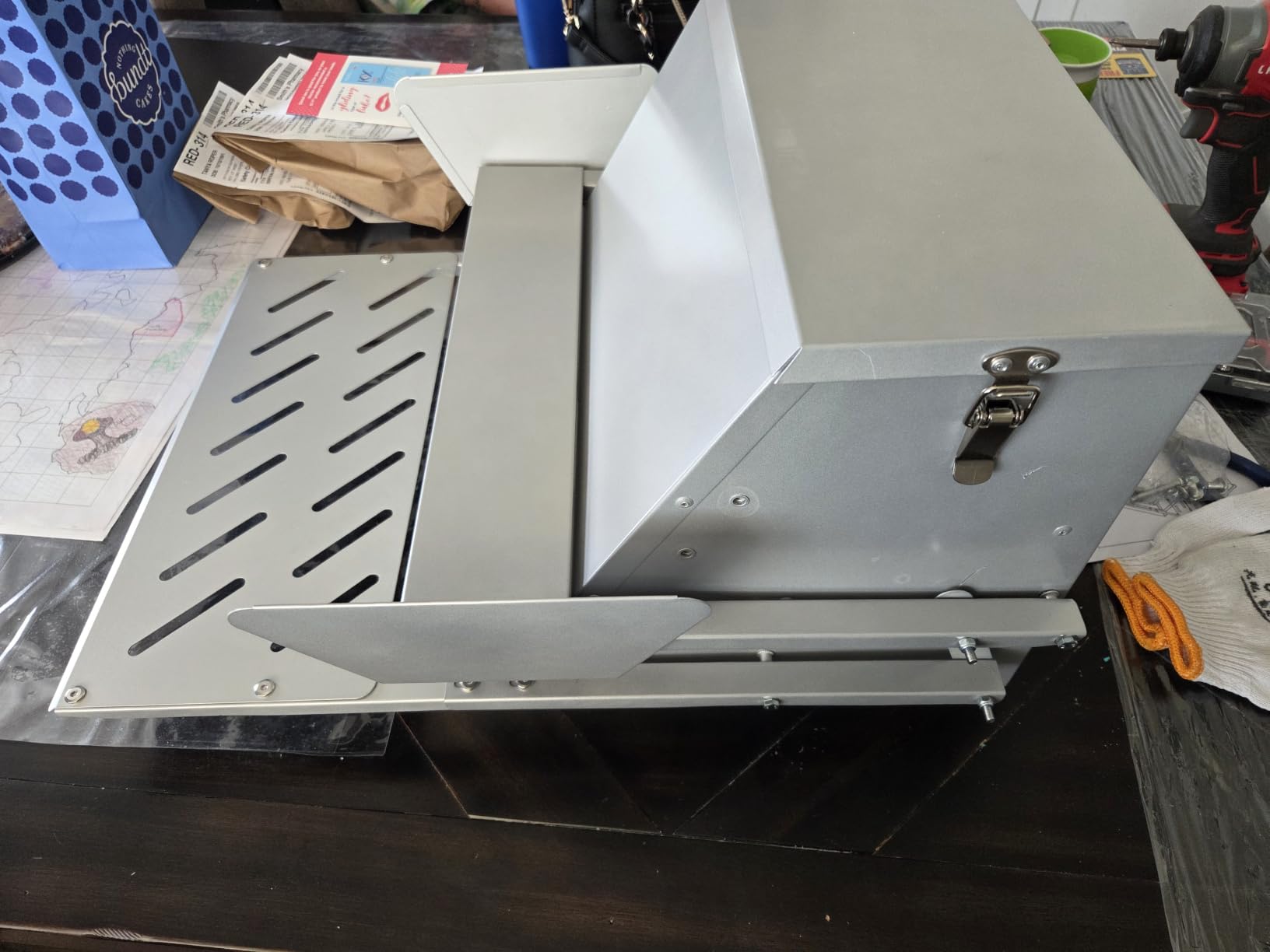 Automatic Chicken Feeder 25lb Capacity Automatic Metal Treadle Feeder Galvanized Steel Treadle Chicken Feeder No Waste Large Poultry Feeder with Locking Lid and Rain Cover for Outdoor Use customer photo 2