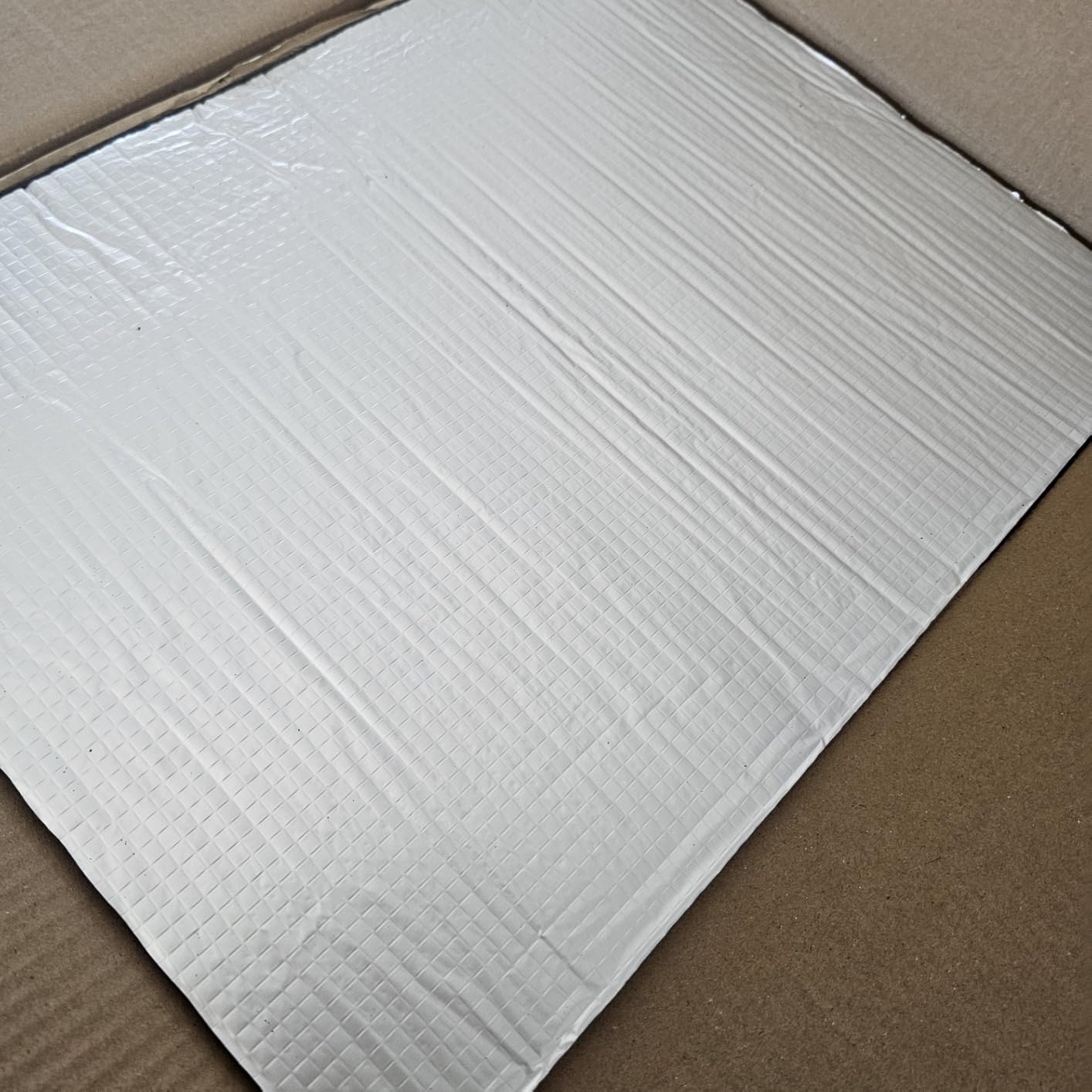 YesBes 32 sqft Sound Deadening Mat, 197 mil(5mm) Sound Deading Material for Cars, Automotive Sound Deadener Foam, Audio Noise Insulation and dampening (30 Pcs) customer photo 2