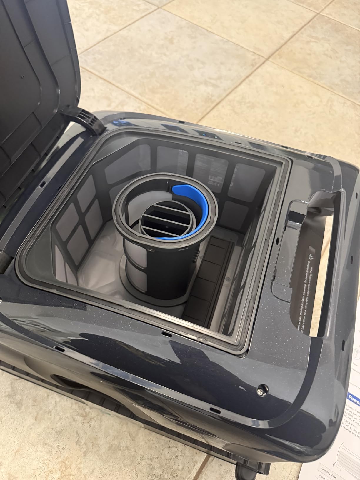 Beatbot Sora 70 AI Navigation Pool Vacuum Robot Full-Coverage Pool Cleaning customer photo 2
