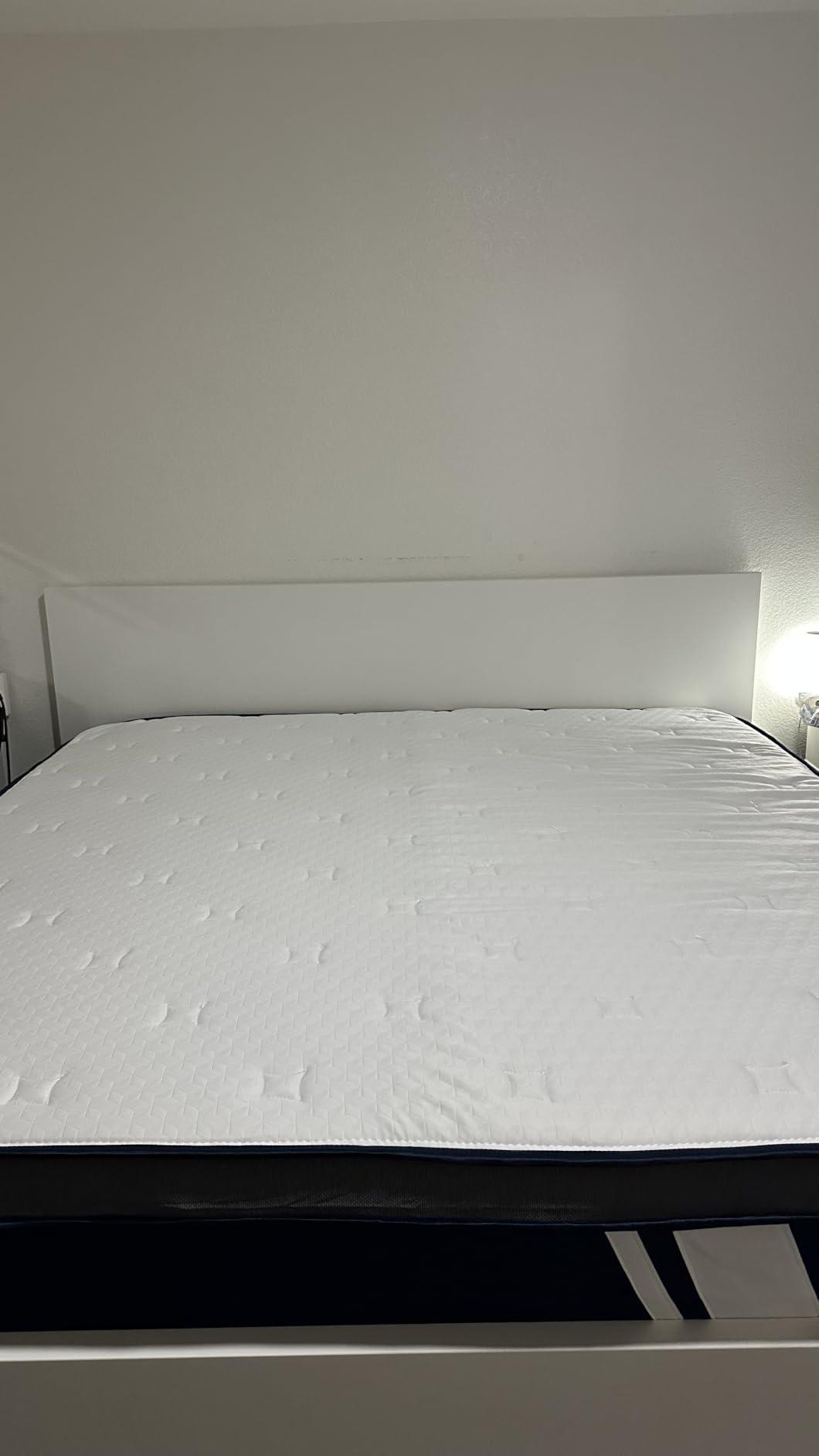 Avenco SyncDeep King Size Mattress 14 Inch, Firm Hybrid Cooling, Deep Sleep customer photo 2