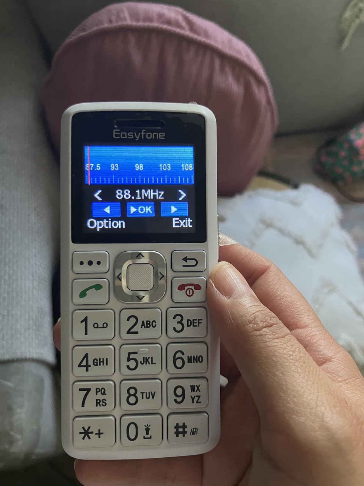 Easyfone T200 4G Unlocked Feature Cell Phone, Easy-to-Use Clear Sound Basic Dumb Mobile Phone with FM Radio, Flashlight, SOS Button, Bluetooth, Mini-Games, No Internet Access (White) customer photo 2