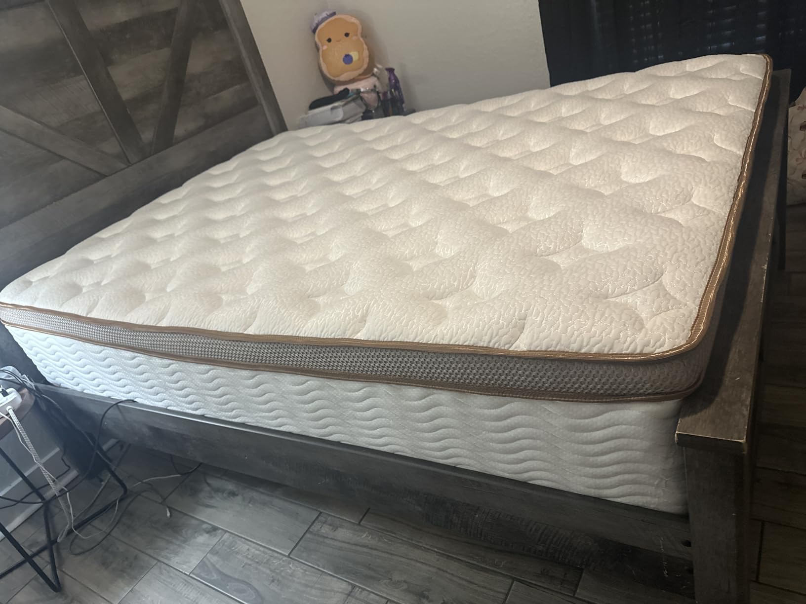 BedStory Extra Firm Mattress Queen - 14 Inch Hybrid Mattress for Back Lumbar Pain Relief - Low Motion Transfer & Individually Pocketed Springs, CertiPUR-US, 365 Nights Trial customer photo 1