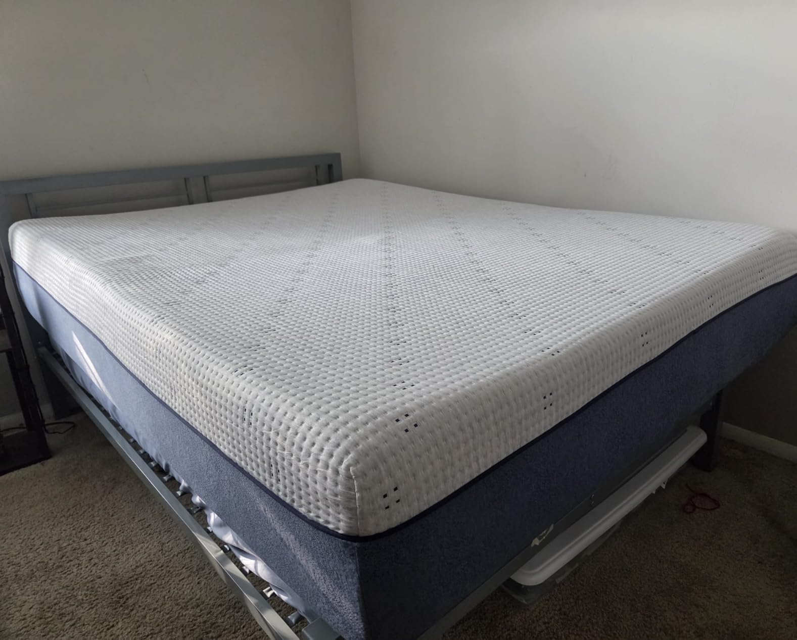 Dyonery RV Mattress Short Queen 10 Inch Gel Memory Foam Medium Support customer photo 1