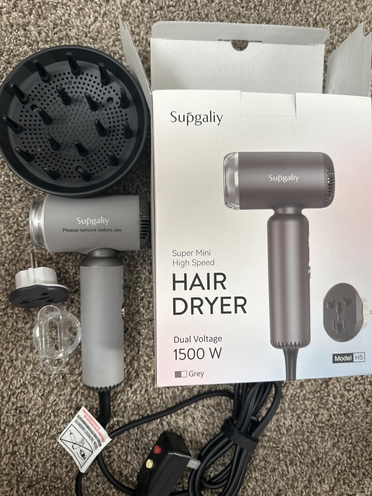 Dual Voltage Travel Hair Dryer, High-Speed Ionic Blow Dryer customer photo 1