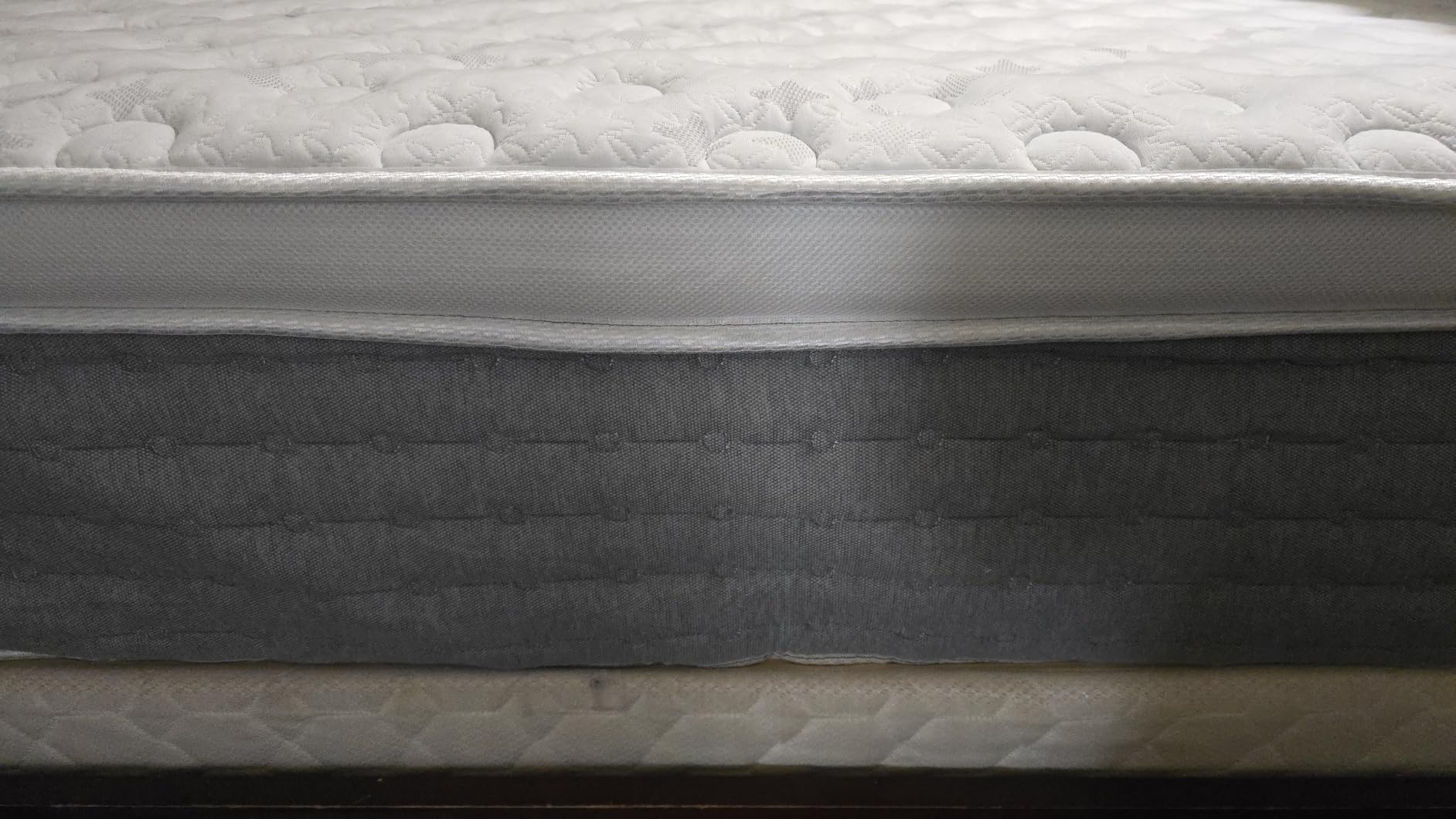 Sleepmax Extra Firm Queen Mattress 12 Inch, Hybrid Mattress Pain Relieving customer photo 1