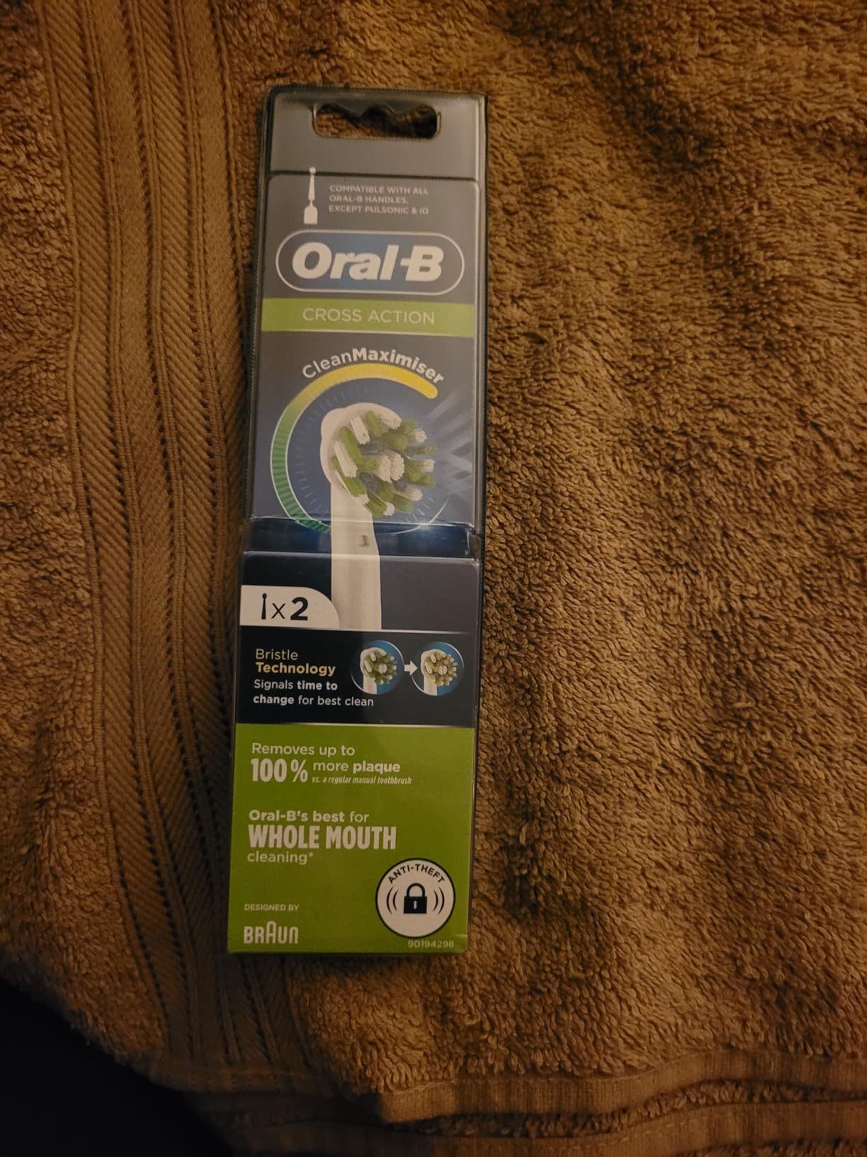 Oral-B CrossAction 4-Pack customer photo 1