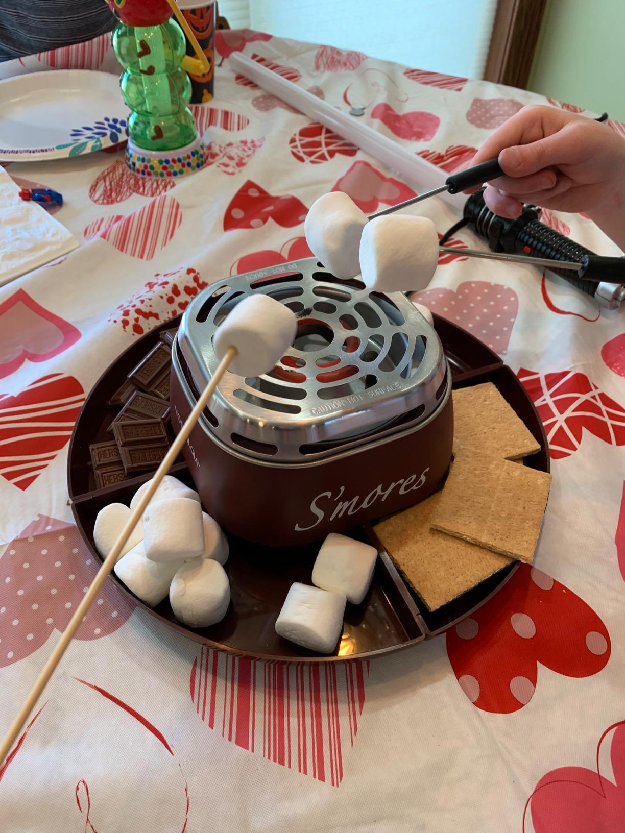 Nostalgia Tabletop Indoor Electric S'mores Maker - Smores Kit With Marshmallow Roasting Sticks and 4 Trays for Graham Crackers, Chocolate, and Marshmallows - Movie Night Supplies - Brown customer photo 1