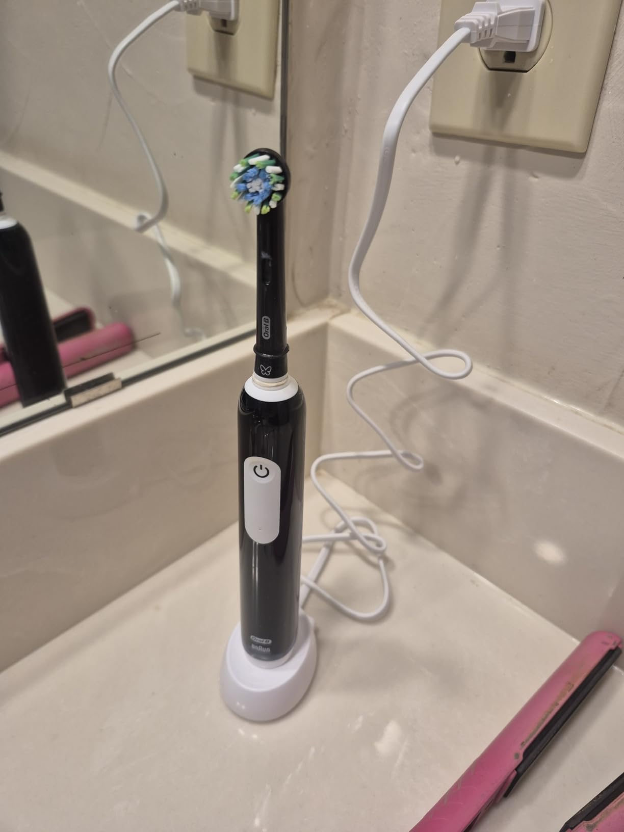 Oral-B Pro 1000 customer photo 2