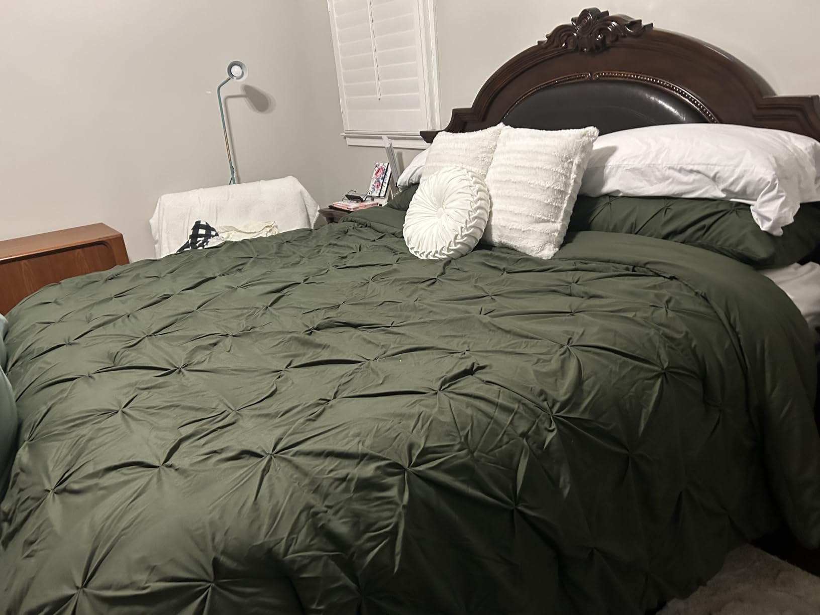 Bedsure 7-Piece Queen Bedding Comforter Set & Sheet Set, Grey Bed in a Bag customer photo 2