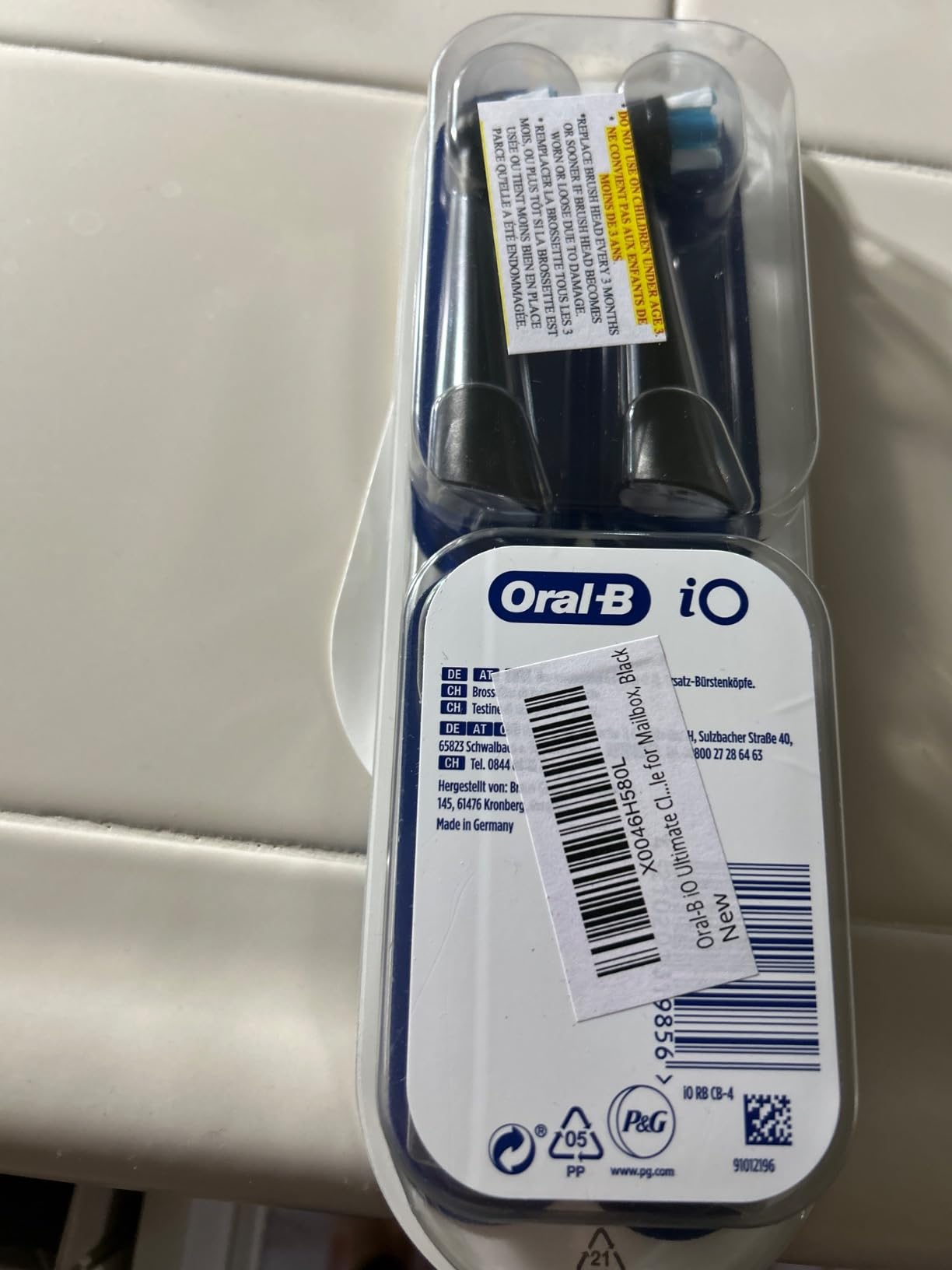 Oral-B iO Ultimate Clean 4-Pack customer photo 1