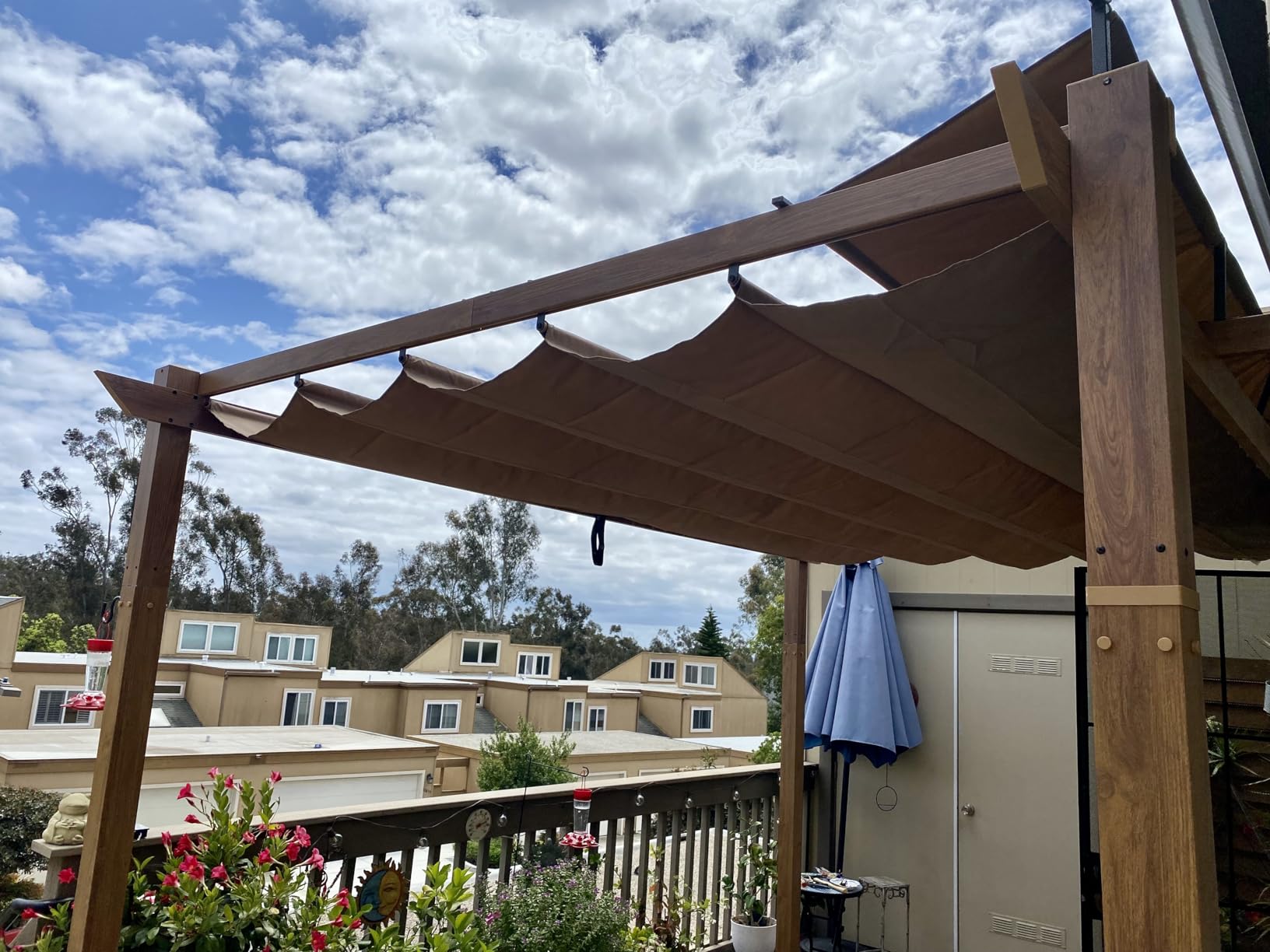 Domi Outdoor Living 10’ X 10’ Outdoor Retractable Pergola with Weather-Resistant Canopy Aluminum Garden Pergola Patio Grill Gazebo for Courtyard customer photo 2