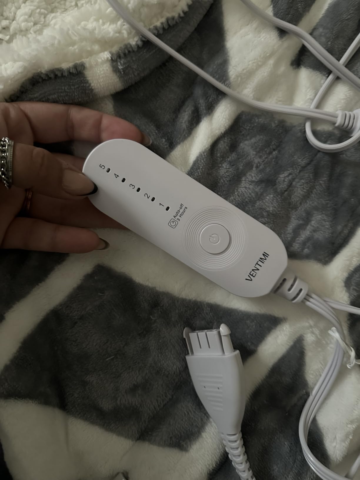 VENTIMI Heated Throw customer photo 1