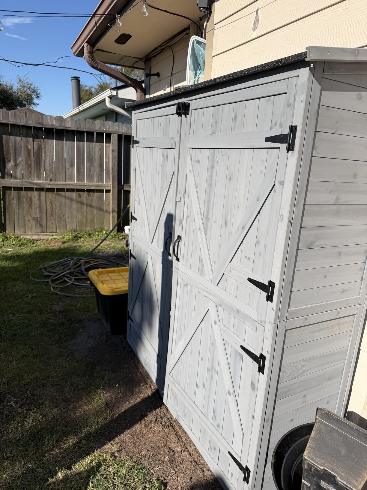 Gizoon Outdoor Cabinet, Waterproof Roof, Double Lockable Wooden Shed customer photo 1