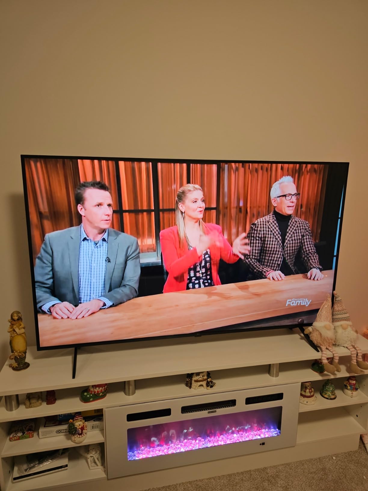 LG UR9000 55-Inch 4K customer photo 1