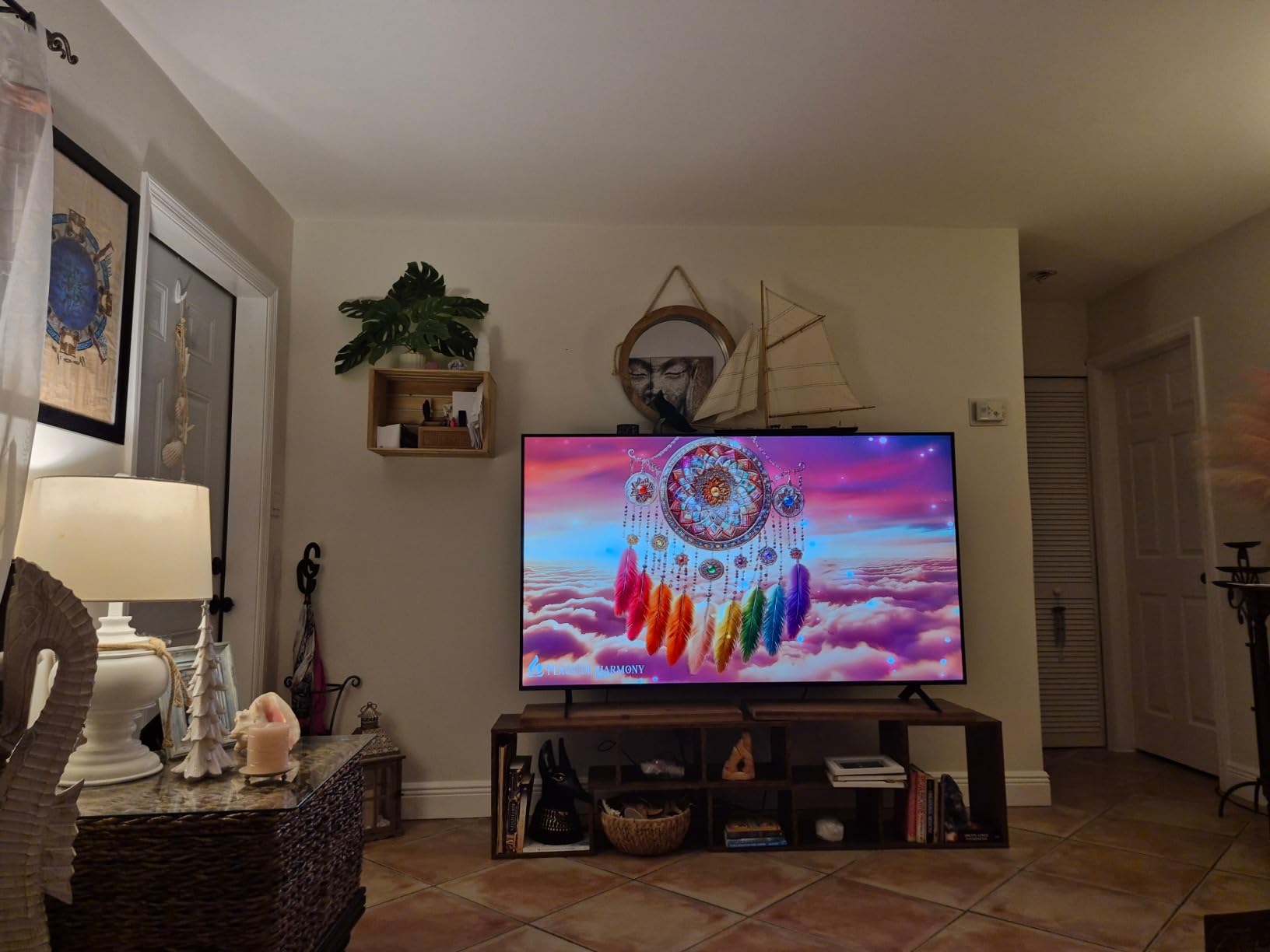 LG UR9000 55-Inch 4K customer photo 2