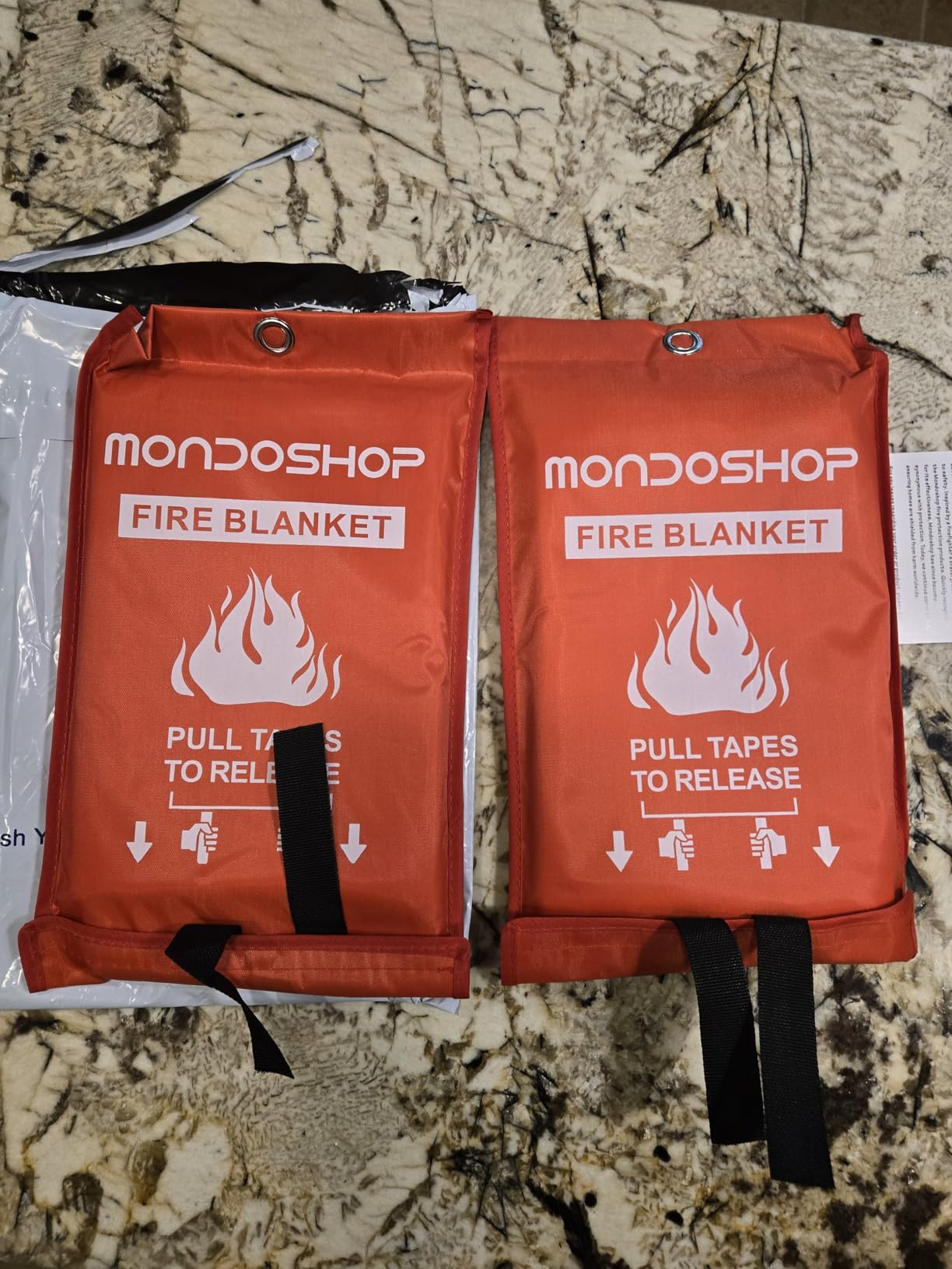 Mondoshop Fire Blankets Emergency for Kitchen Home - Emergency Fire Retardant Blanket for Home Fireproof Blanket for Camping, Grill, Car, Office, Warehouse, School, Picnic, Fireplace customer photo 1