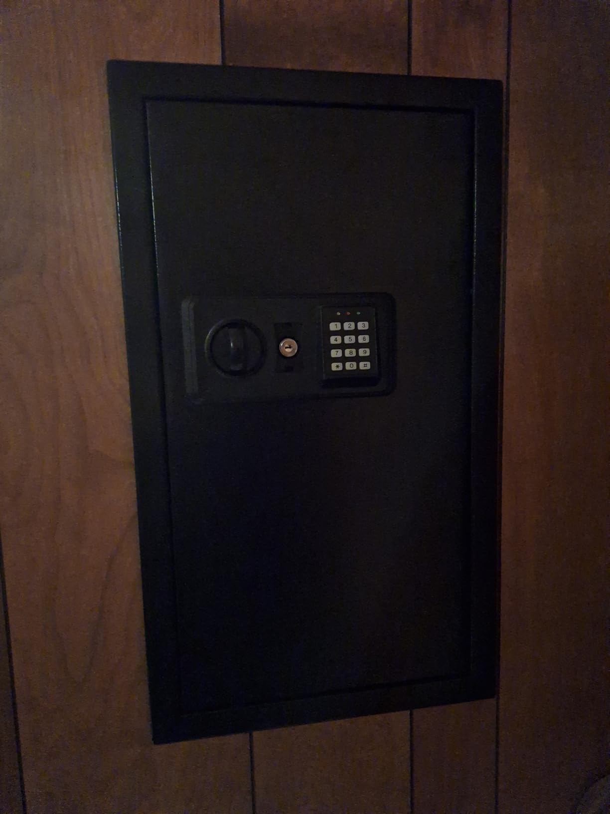 Black 25.6