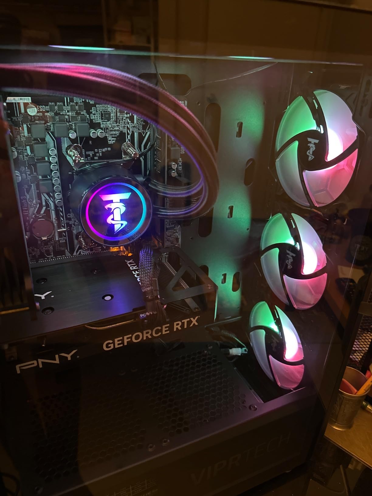 VIPRTECH Ghost 3.0 Gaming PC, Ryzen 7, RTX 4060 8GB, 16GB/1TB Arctic White customer photo 2