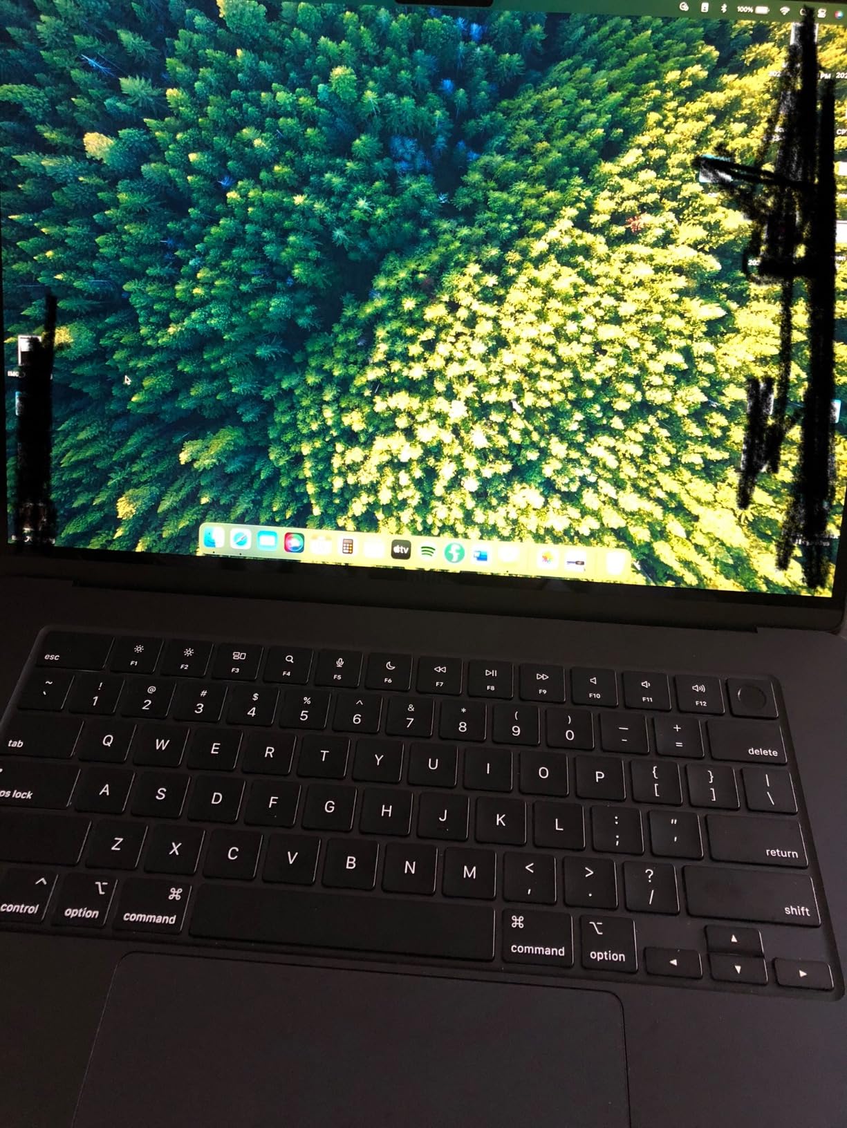 Apple MacBook Air M2 15-inch Renewed customer photo 2