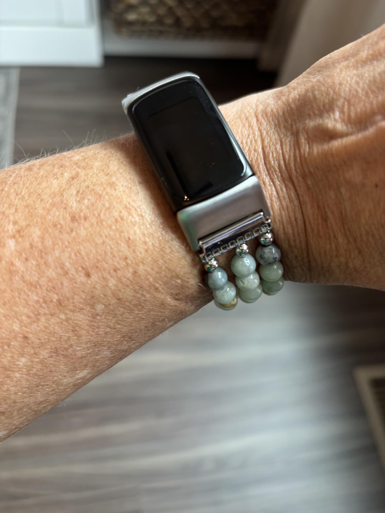 Fitbit Charge 6 customer photo 2
