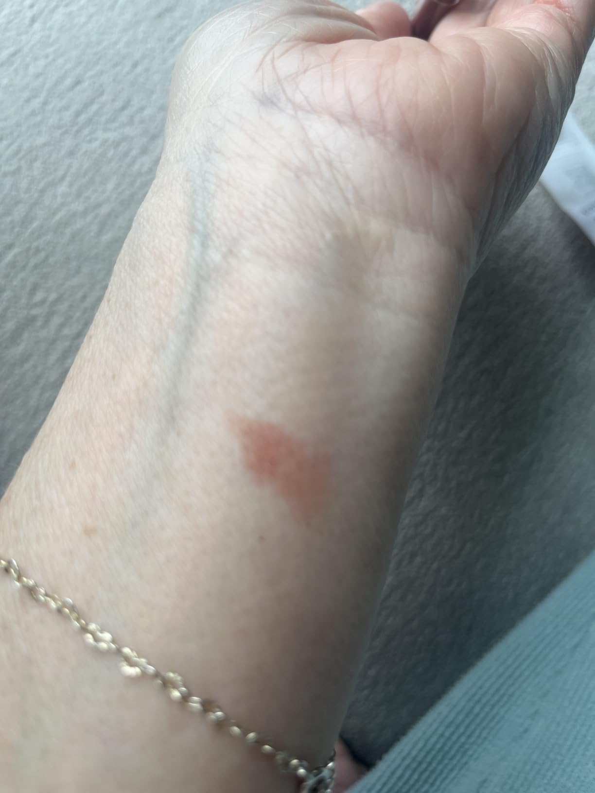e.l.f. Cream Glide Lip Liner, Highly-Pigmented Pencil For Shaping & Sculpting Lips, Semi-Matte Finish, Vegan & Cruelty-Free customer photo 2