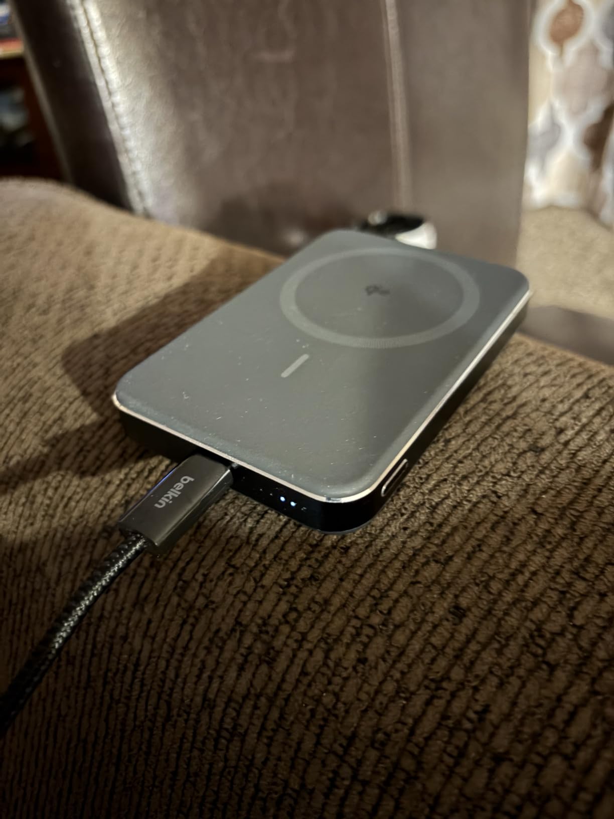 Anker MagGo Power Bank, 10,000mAh Qi2-Certified 15W Portable Charger customer photo 1