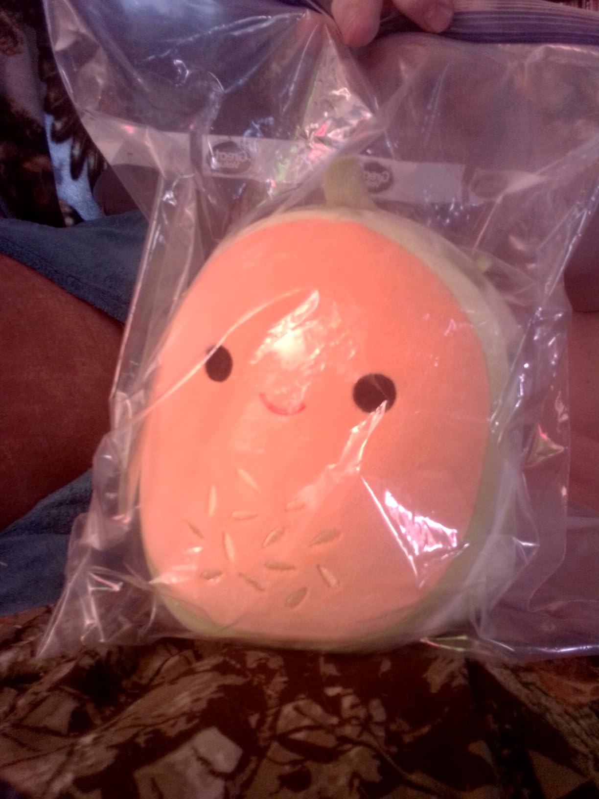 Squishmallows Original 8in Kachina the Winking Kiwi – Official Jazwares Plush (Little) customer photo 2