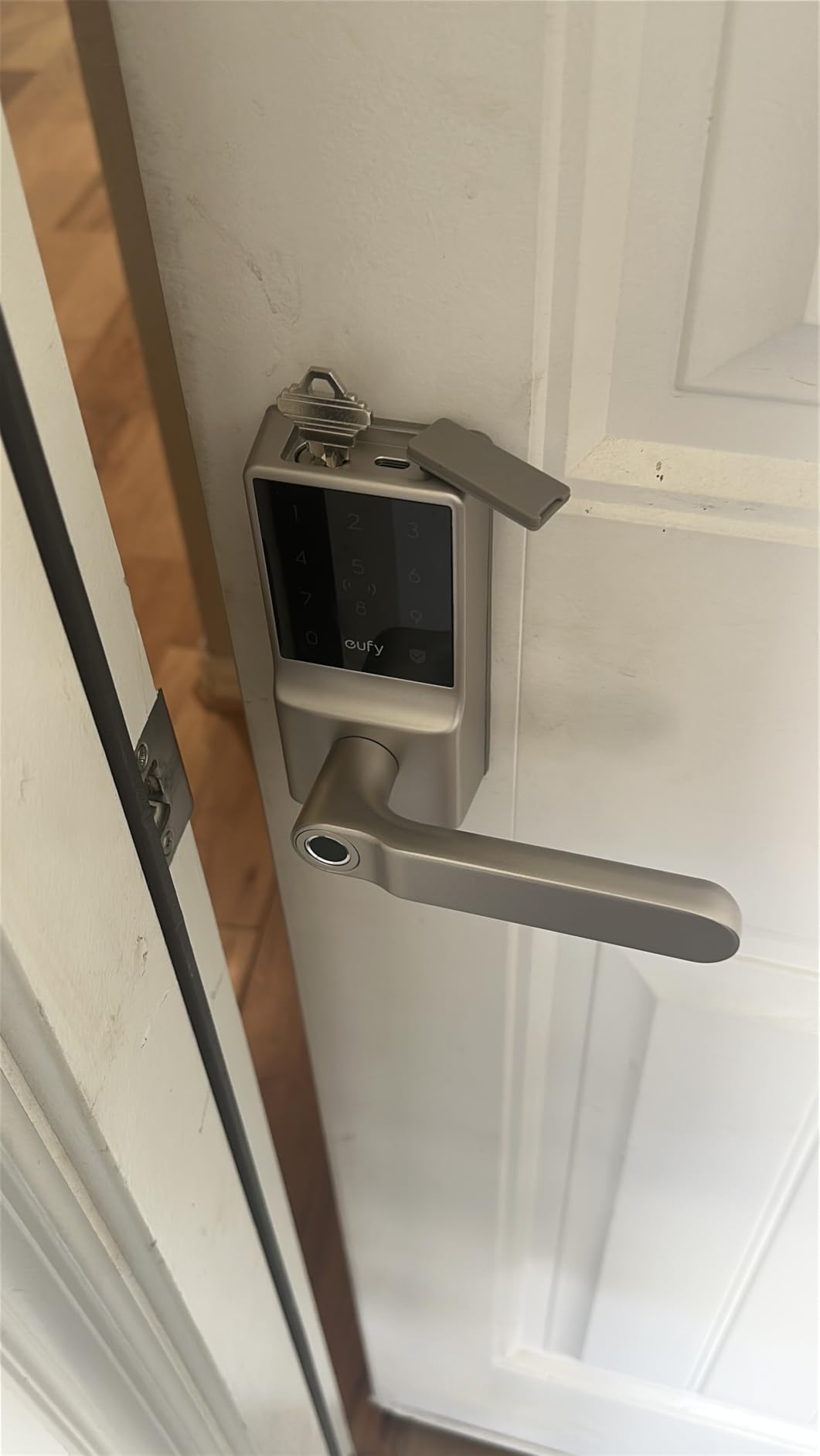 eufy Security Smart Lock C33, Keypad Door Lock with Handle, Built-in Wi-Fi customer photo 1