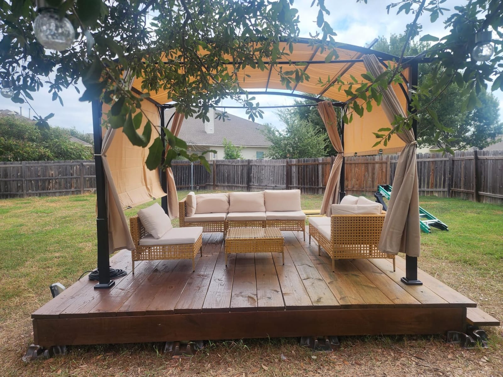 ABCCANOPY Arched Pergola 10'x10' with Retractable Sun Shade, Dary Gray customer photo 2