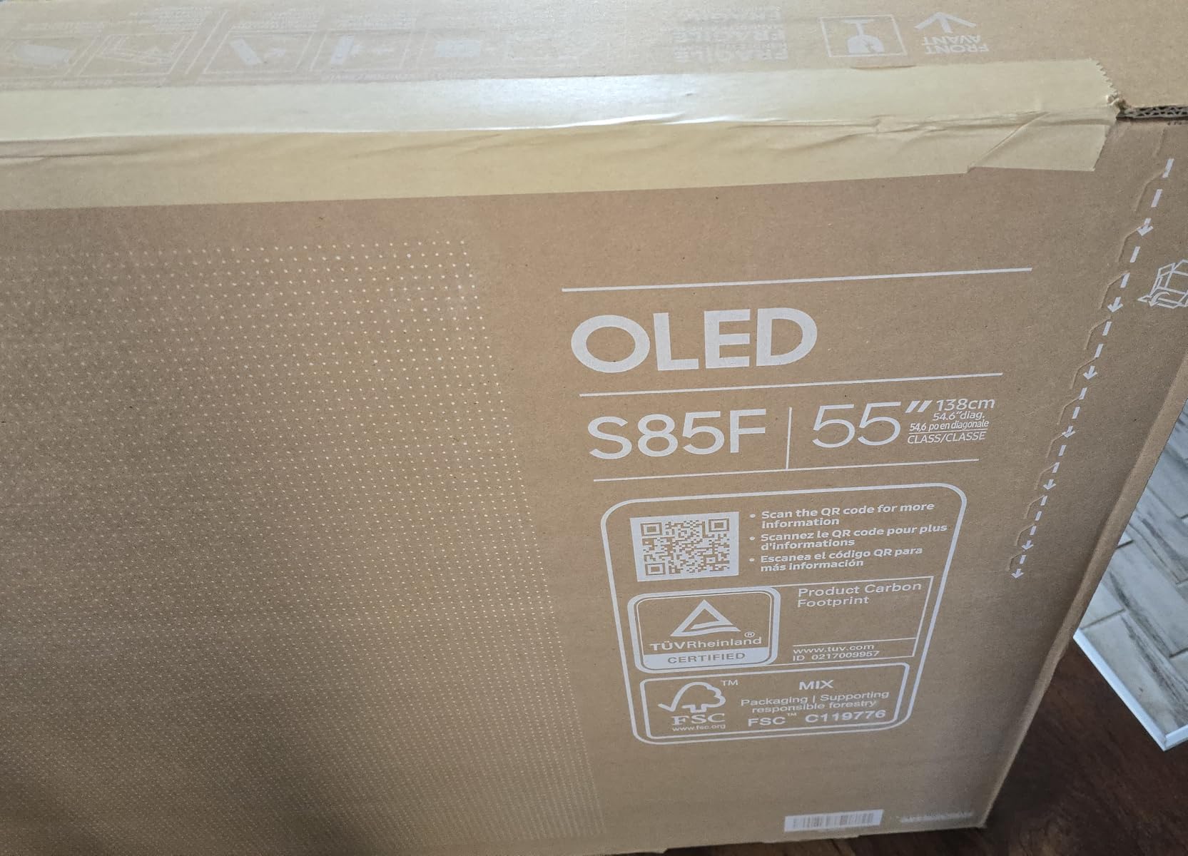 Samsung S85F 77 Inch customer photo 1