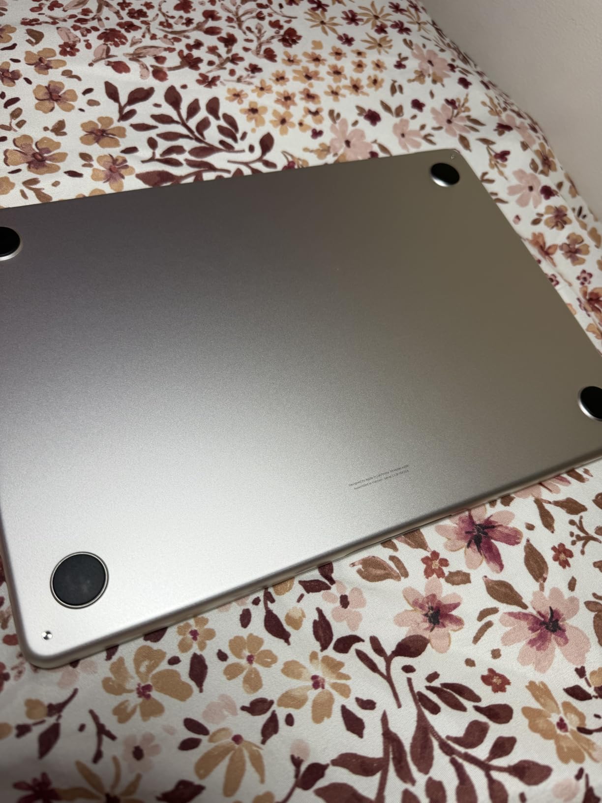 Apple MacBook Air M2 13-inch Renewed customer photo 1