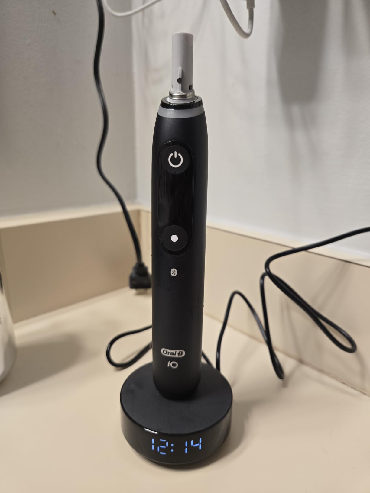 Oral-B iO9 Limited customer photo 1
