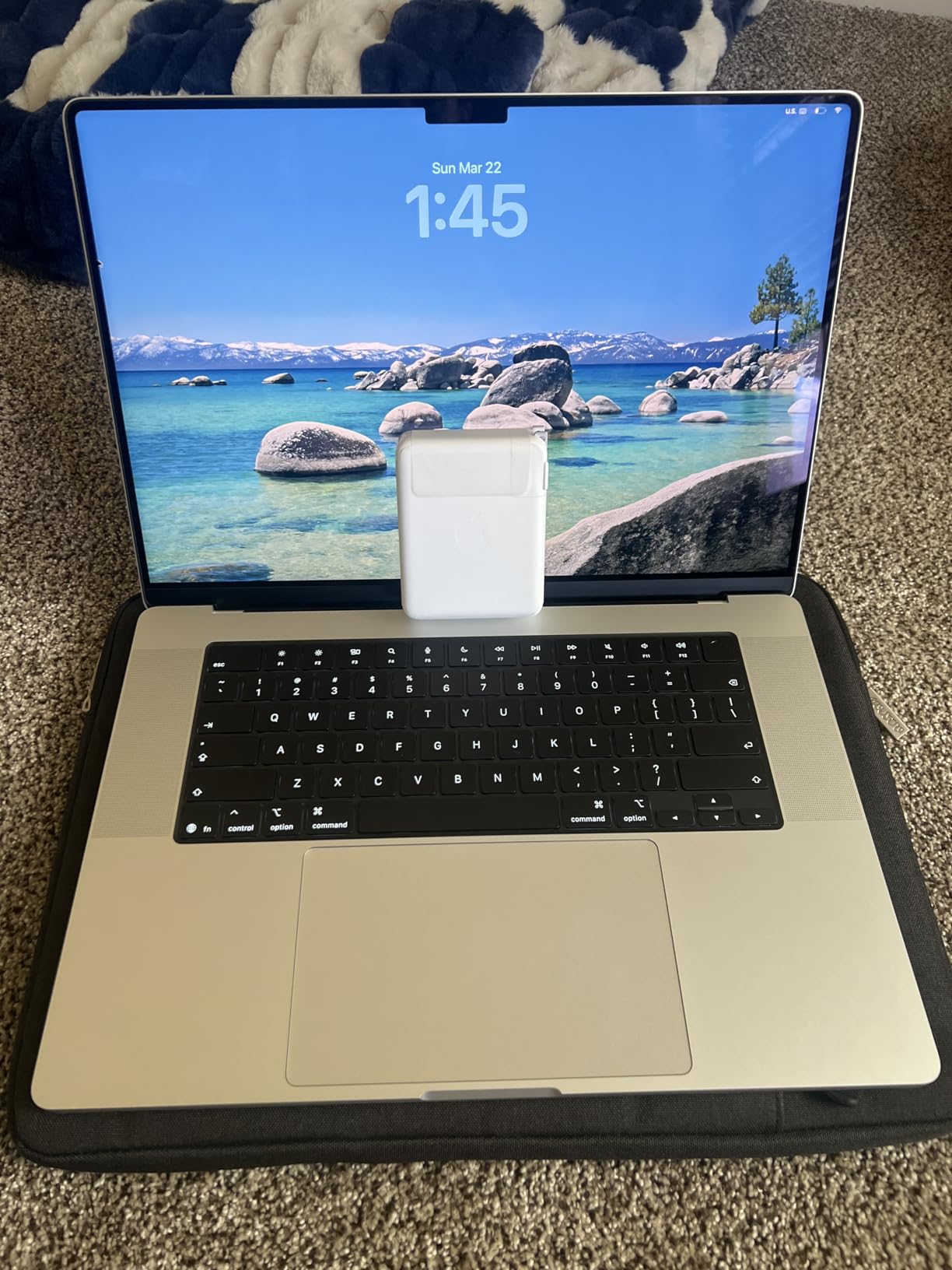 Apple 2026 MacBook Pro Laptop with Apple M5 Pro chip with 18-core CPU and 20-core GPU: Built for AI, 16.2-inch Liquid Retina XDR Display, 24GB Unified Memory, 1TB SSD, Wi-Fi 7; Space Black customer photo 2